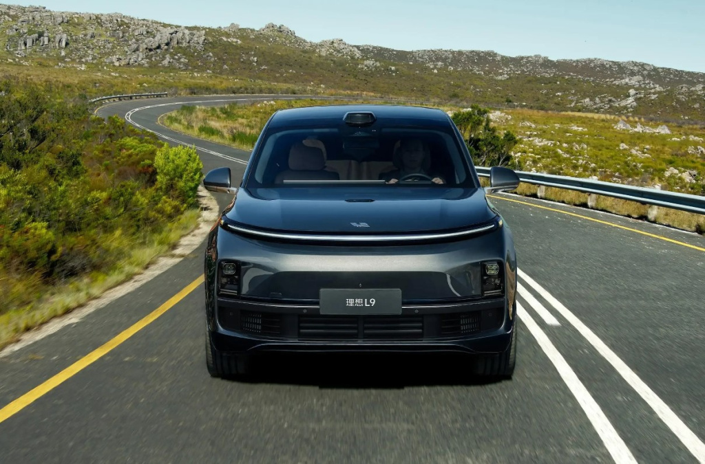 Li L9 кроссовер