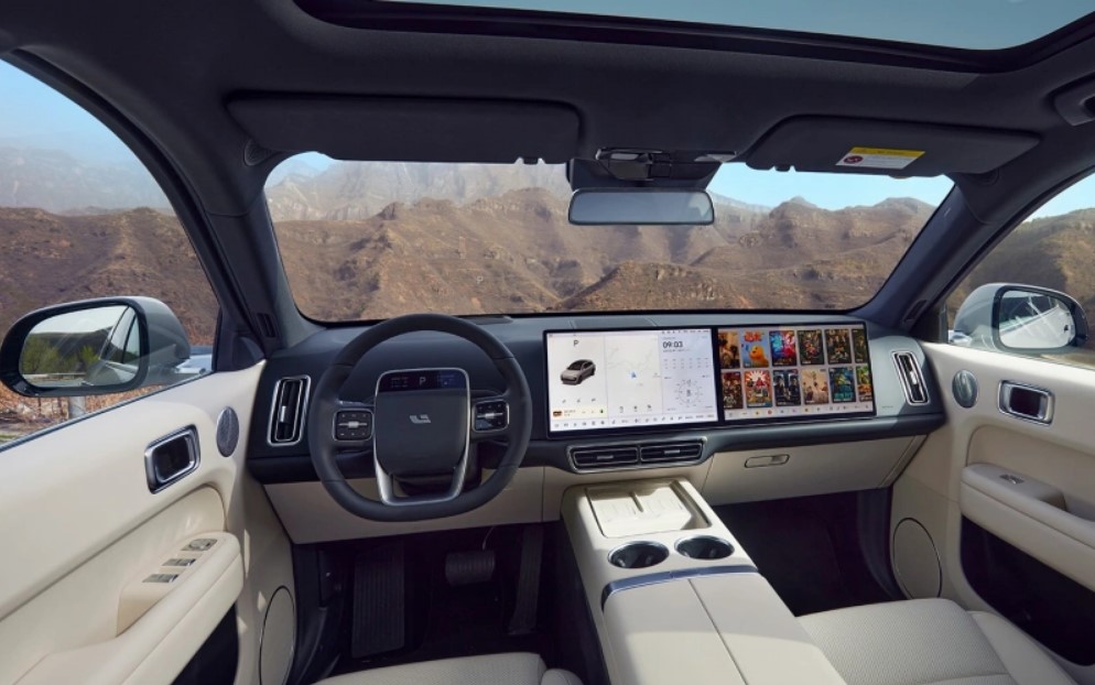 LiXiang L6 интерьер